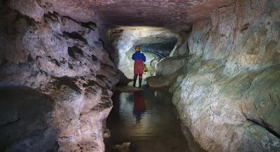 Grotte de Douime, Dordogne. Photo © Linda Wilson